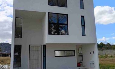 Casaa en venta en Fraccionamiento Monterreal , San Pedro Cholula.