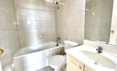 Departamento a pasos de Santa Lucía