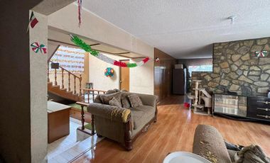 Oficina en renta a una calle de la UPAEP