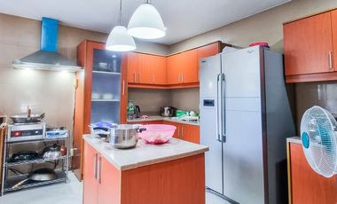 744 sqm 4BR Corner House and Lot for Sale in Dasmariñas Village