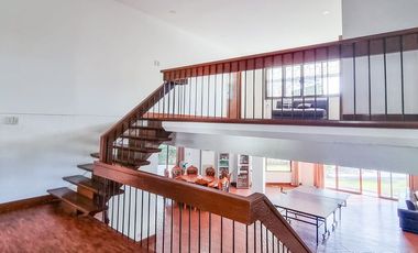 744 sqm 4BR Corner House and Lot for Sale in Dasmariñas Village