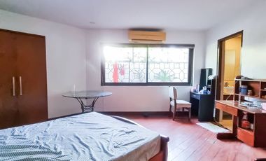 744 sqm 4BR Corner House and Lot for Sale in Dasmariñas Village