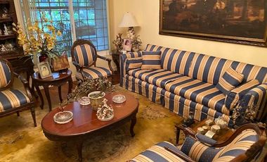 1350 sqm 4BR House & Lot in Dasmariñas Village