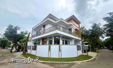 Dijual Rumah Posisi Hook di Kencana Loka BSD