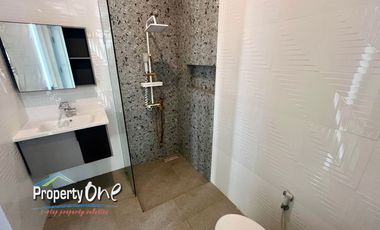 Dijual Rumah Posisi Hook di Kencana Loka BSD