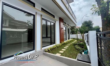 Dijual Rumah Posisi Hook di Kencana Loka BSD