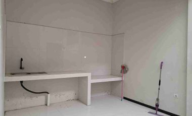 Bismillah 
Jual rumah baru Tipe 70/100 donohudan, dekat bandara adi soemarmo, boyolali