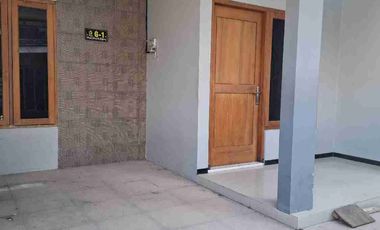 Bismillah 
Jual rumah baru Tipe 70/100 donohudan, dekat bandara adi soemarmo, boyolali