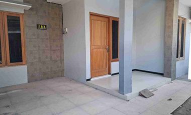 Bismillah 
Jual rumah baru Tipe 70/100 donohudan, dekat bandara adi soemarmo, boyolali