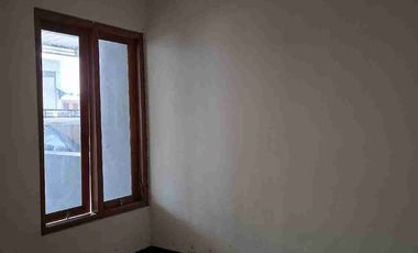 Bismillah 
Jual rumah baru Tipe 70/100 donohudan, dekat bandara adi soemarmo, boyolali