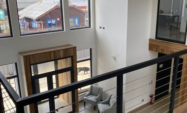 Moderna Y Amplia Oficina A Pasos Del Centro De Puerto Varas