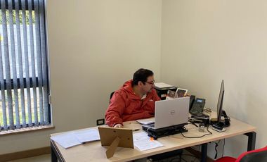 Moderna Y Amplia Oficina A Pasos Del Centro De Puerto Varas