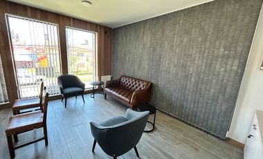 Moderna Y Amplia Oficina A Pasos Del Centro De Puerto Varas