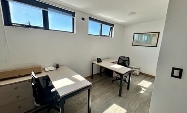 Moderna Y Amplia Oficina A Pasos Del Centro De Puerto Varas