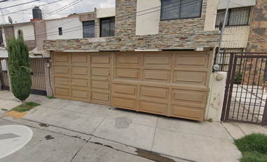 CASA EN VENTA RECUPERACION BANCARIA Roma 117, Valle Dorado, 54020 Tlalnepantla, Méx.