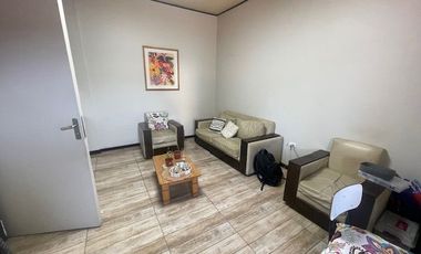 Arriendo Amplia casa uso comercial metro Einstein Recoleta