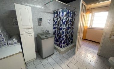 Arriendo Amplia casa uso comercial metro Einstein Recoleta