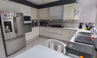 RENTA/VENTA CASA EN BOSQUES DE LAS LOMAS