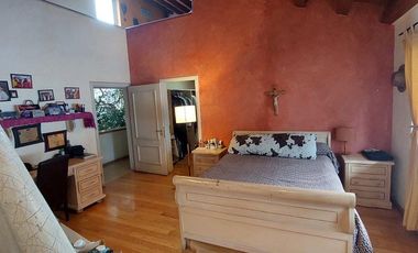 RENTA/VENTA CASA EN BOSQUES DE LAS LOMAS