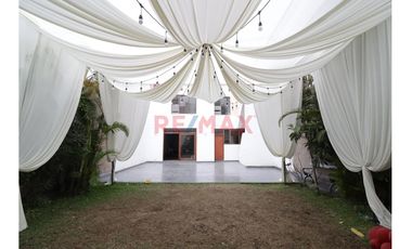 Venta De Casa De 2 Pisos + Nivel De Servicio En Urbanización Los Cipreses – Cercado De Lima