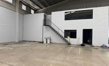 ¡Oportunidad Única! Se Renta Bodega en Guadalajara de 674 m²