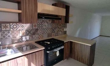 CASA EN VENTA EN FRACC. VALLE DE LUZ 2