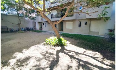 ALQUILA: Departamento 1 Dormitorio / B° General Paz – Lima 800