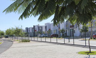 Amplia Casa Nueva en Zapopan: Seguridad y Espacio para tu Familia