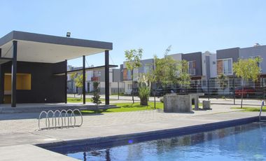 Amplia Casa Nueva en Zapopan: Seguridad y Espacio para tu Familia