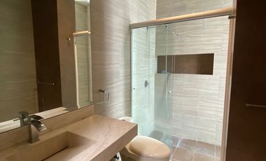 CASA EN RENTA EN LOMAS DE GRAN JARDIN 3 RECAMARAS CON BAÑO CADA UNA , DOBLE TERRAZA Y GRAN JARDIN