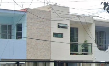 ¡CASA EN VENTA, BONITA Y ECONOMICA CASA PARA INVERTIR EN TU PATRIMONIO! - Obsidiana Sur 111, Parques Zapopan, 45138 Zapopan, Jal.