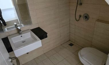 Rumah 2 Lantai Amerika Latin Green Lake City 6 X 18 Jual Murah