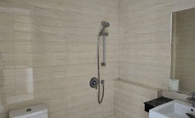 Rumah 2 Lantai Amerika Latin Green Lake City 6 X 18 Jual Murah