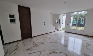 CASA NUEVA EN VENTA EN XILOTZINGO, A 10 MIN DE CU