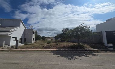 TERRENO DE 319 M2 EN FRACCIONAMIENTO PRIVADO PUERTA DE HIERRO