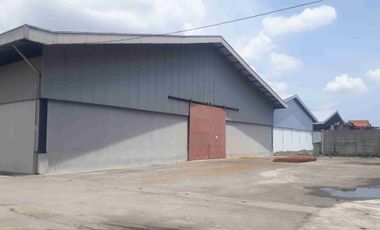 gudang sewa baru gres strategis dkt tol waru