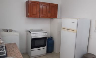 ARRIENDO DEPARTAMENTO DÚPLEX AMOBLADO, 2 DORMITORIOS, BALCÓN, URB. EL CONDADO