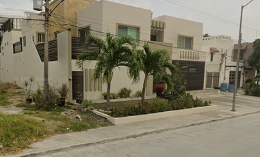 HERMOSA Y PARROQUIAL CASA EN VENTA, PRECIO POR DEBAJO DEL AVALÚO COMERCIAL EN CAMARGO, TAMAULIPAS, 89060 TAMPICO, TAMPS.