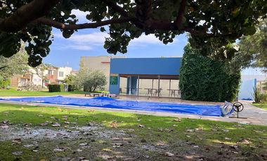 Casa en renta en El Campestre Residencial (La Venta del Astillero) dentro del Coto Leman