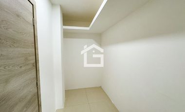 Departamento en Planta Baja en Venta en Portón de las Lomas, Guayaquil