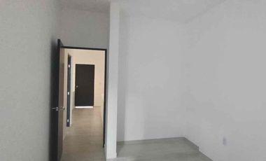 Casa en venta Frac Colinas Universitaria cerca de plaza cristal