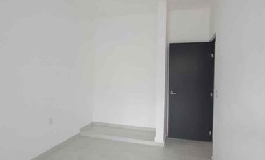 Casa en venta Frac Colinas Universitaria cerca de plaza cristal