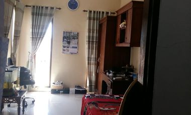 Dijual Rumah Mewah Kawasan Elit Siap Huni Perumahan Pusat Kota The Gayungsari Surabaya