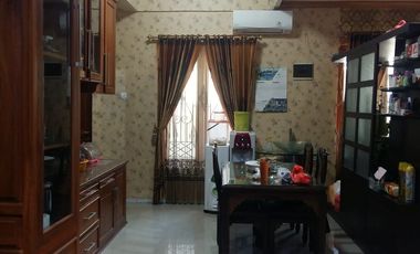 Dijual Rumah Mewah Kawasan Elit Siap Huni Perumahan Pusat Kota The Gayungsari Surabaya