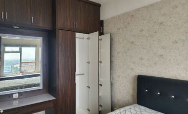 disewa apartemen green lake sunter,2BR fully furnished,view danau,hadap timur,AC 2 dan waterheater,best view