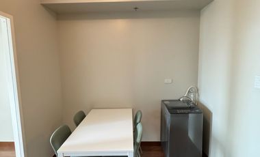 ✨ For Rent: 1-Bedroom Fully Furnished with Balcony – Cameron Residences ✨