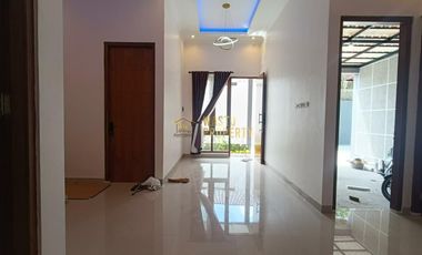 RUMAH BARU MURAH DALAM CLUSTER DEKAT PASAR JANGKANG