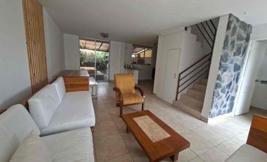 Venta casa amplia en Conocoto, Quito