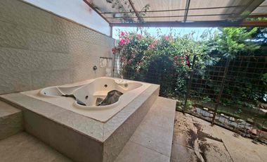 Venta casa amplia en Conocoto, Quito