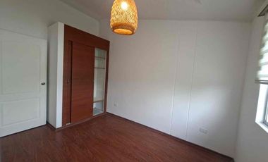 Venta casa amplia en Conocoto, Quito